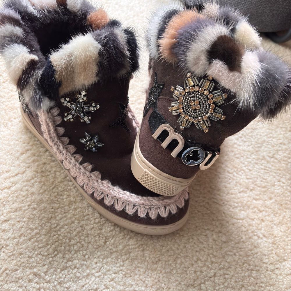 Mou womans Boots with Multicolor real Fur and Embellishment Sz 8 ankle boot
